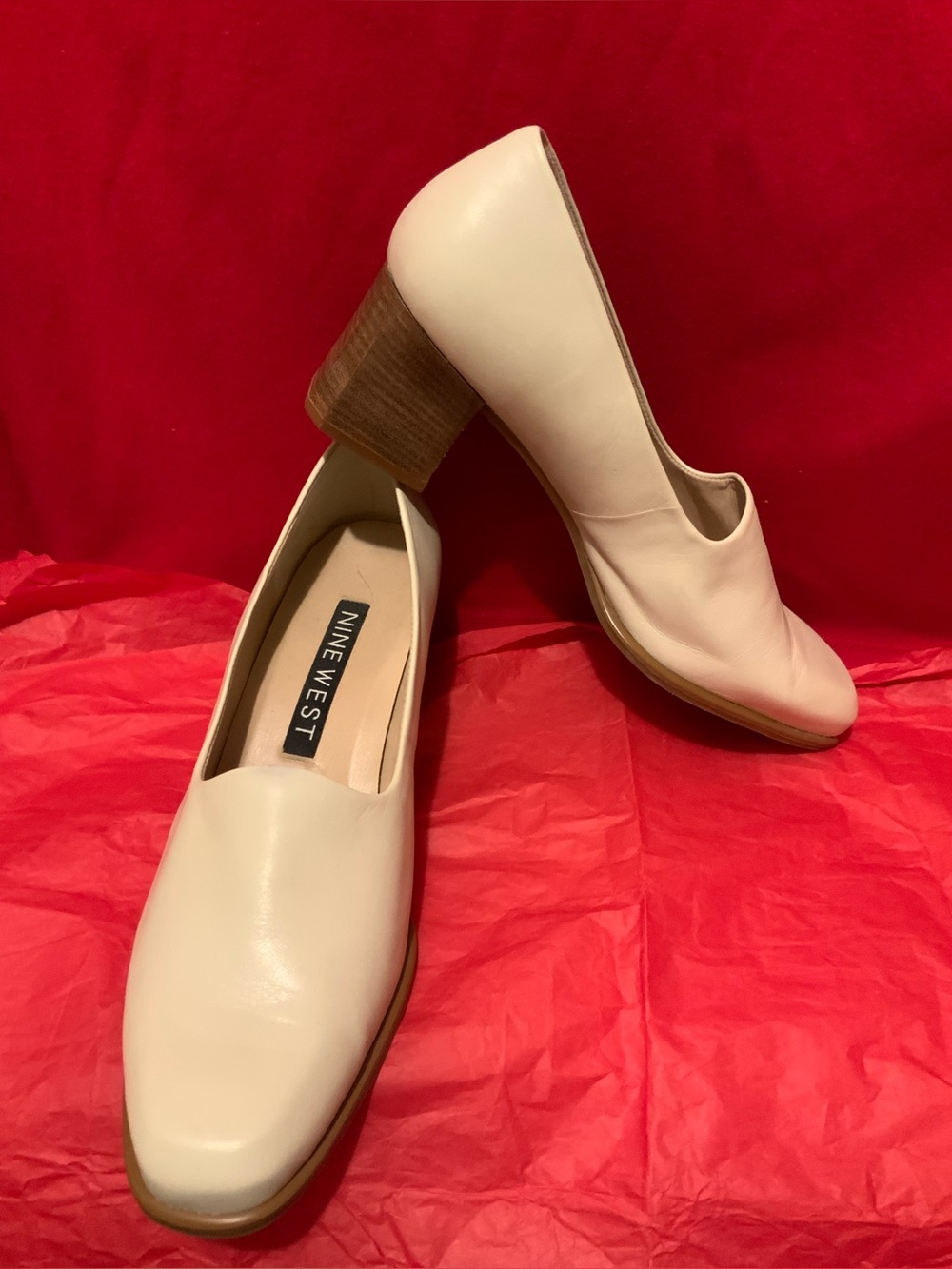 NINE WEST